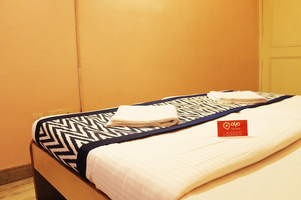 Oyo Rooms Noida Sector 12 Exterior photo